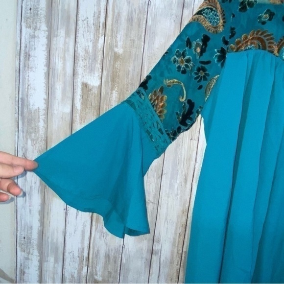 Umgee Green Velvet Top Dress - Picture 3 of 5